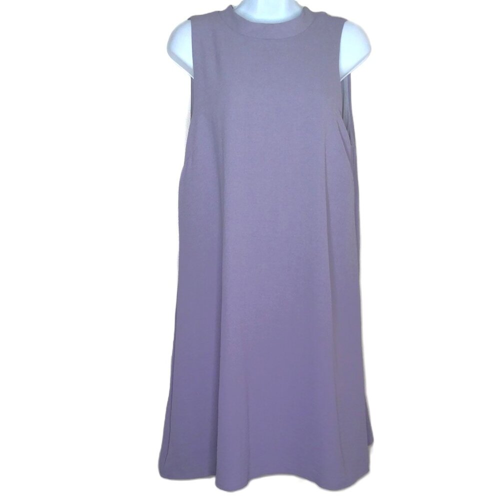 Gilli Lavender Purple Dress  Open Back W/Bow Sleeveless Knee Length Lined EUC  L